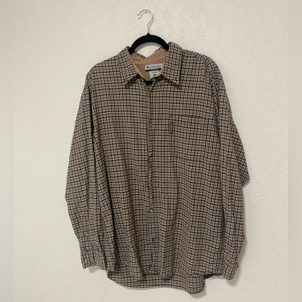 Columbia Plaid Button up Shirt